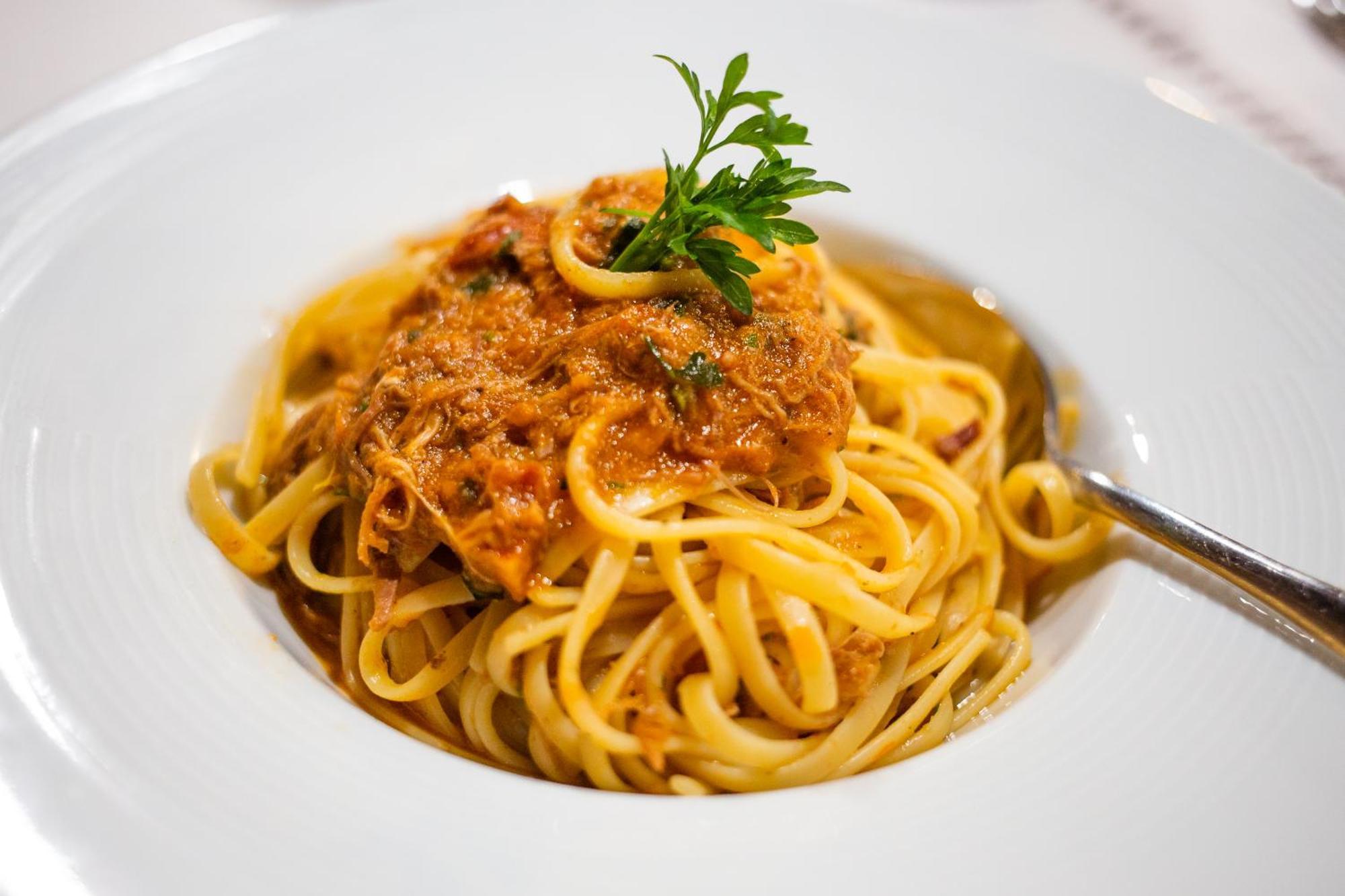 Hotel Restaurant Emblema Petrele Екстериор снимка